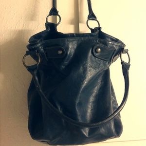 Axcess Liz Claiborne Co.